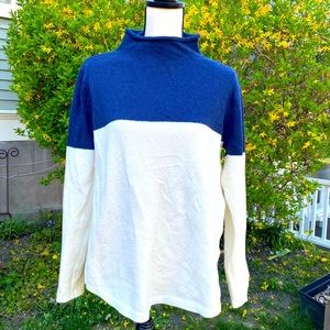 Boatneck sweater